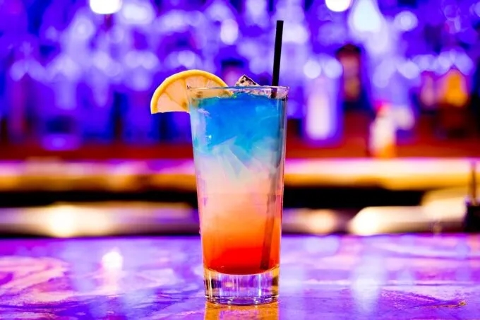 Najlepsze drink bary we Wrocławiu, gdzie warto się napić i bawić