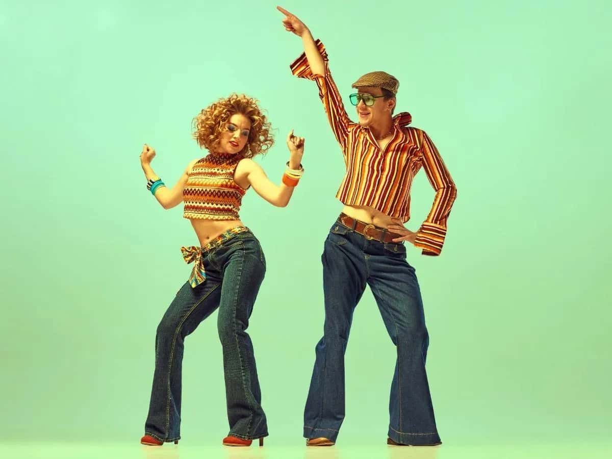 Impreza w stylu lat 70 dekoracje – stwórz niezapomnianą atmosferę